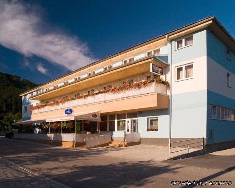 Penzion Anton Teplička nad Váhom Exteriör bild