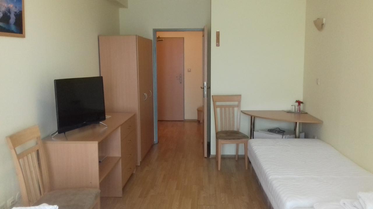 Penzion Anton Teplička nad Váhom Exteriör bild
