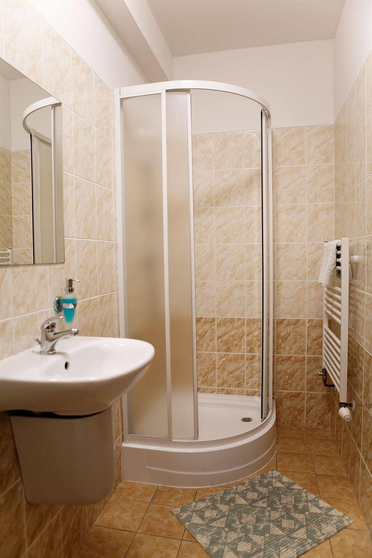Penzion Anton Teplička nad Váhom Exteriör bild